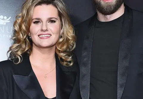 Zofia Zborowska-Wrona nagrała męża śpiącego w samolocie. Będzie viral?
