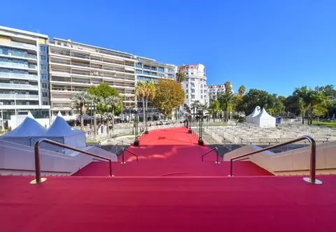 Festiwal w Cannes 2022. Opublikowano oficjalny plakat. To kadr z kultowego filmu