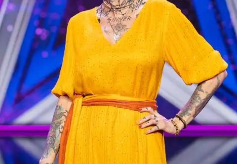 Agnieszka Chylińska bierze udział w WOŚP. Na aukcję wystawiła własne trampki. Cena zwala z nóg!