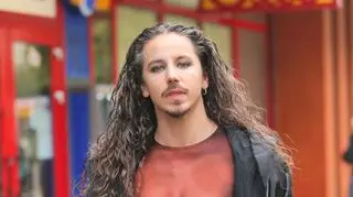 Michał Szpak przejmująco o śmierci mamy. Znalazł się w samym środku piekła