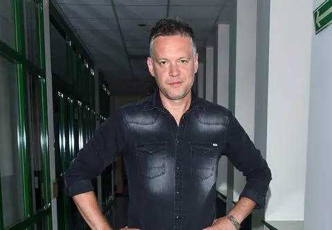 Krzysztof Antkowiak o walce z nałogami. Chciał targnąć się na życie. Uratował go Bóg
