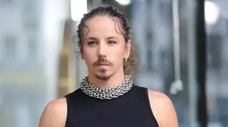 Michał Szpak o wysokości zarobków i godnym życiu w Polsce. Zdradził kwotę, która go zadowala