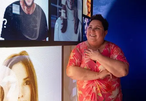 Dorota Wellman świętowała urodziny w pracy. Koledzy zaskoczyli prezenterkę w trakcie programu