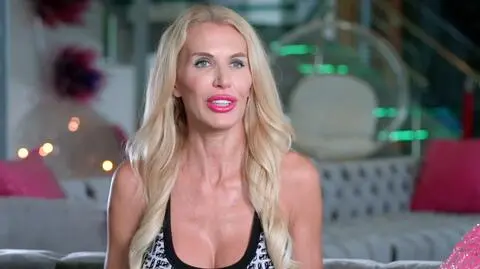 Aneta Glam-Kurp zatrzymana na lotnisku.  Mówi o psychopatach z kryminalną przeszłością