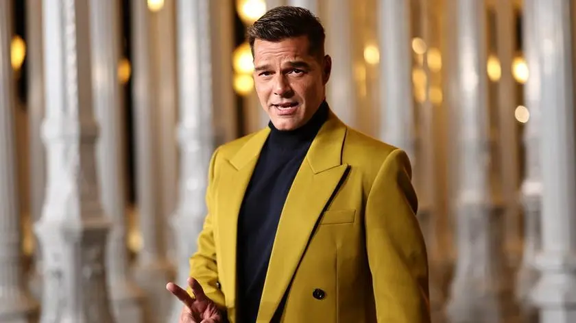 Ricky Martin pozuje z synami. Bliźniacy mają już 16 lat. Jak teraz ...