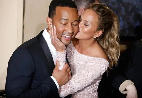 Chrissy Teigen jest w ciąży dwa lata po osobistej tragedii. "Jestem pełna nadziei"