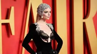 Anya Taylor-Joy po dwóch latach pokazała zdjęcia z sekretnego ślubu. Mroczny klimat zdziwił fanów