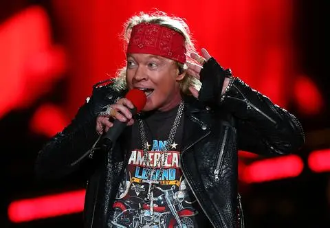 Axl Rose z zespołu Guns N' Roses stanie przed sądem. Został oskarżony o brutalny gwałt