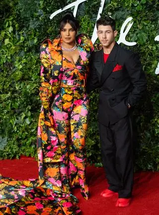 Nick Jonas i Priyanka Chopra pokazali zdjęcie córeczki