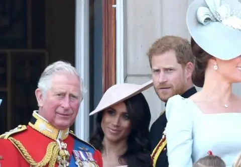 Meghan Markle poprosiła króla Karola III o spotkanie w cztery oczy. "Odważny krok"