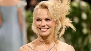 Pamela Anderson pokazała poranną rutynę bez grama makijażu. "Zawsze byłaś naturalną pięknością"