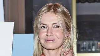 Edyta Pazura nago w wannie pełnej piany. Fani porównują ją do Afrodyty