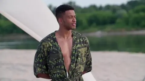 Adrian Nkwamu na nagiej sesji w "Top Model"