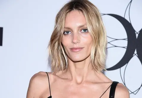 Anja Rubik wspomina swój pierwszy raz. "To było bardzo słabe"