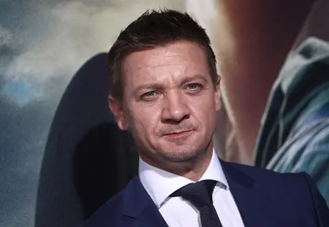 Jeremy Renner pokazał zdjęcie ze szpitala. W jakim jest teraz stanie?