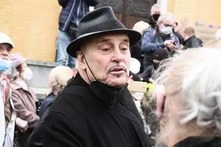 Marian Lidchtman na pogrzebie Krzysztofa Krawczyka