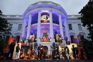 Joe Biden i Jill Biden świętują Halloween w Białym Domu 