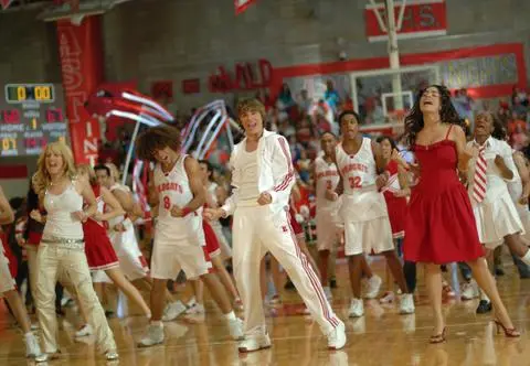 Film "High School Musical" miał premierę 18 lat temu. Zobacz, jak zmienili się bohaterowie