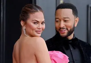 Chrissy Teigen opublikowała pierwsze zdjęcie USG dziecka. Zabawny opis