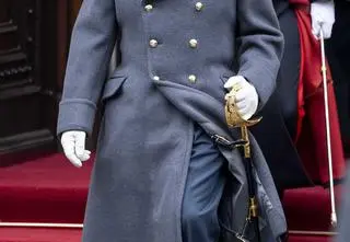 Karol III odsłonił pomniki rodziców. Monarcha nie krył wzruszenia