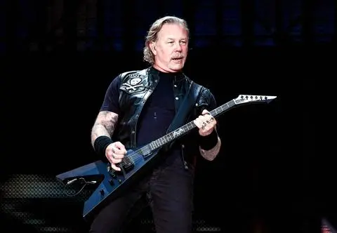 Lider zespołu Metallica rozwodzi się po 25 latach małżeństwa. Kim jest Francesca Tomasi?