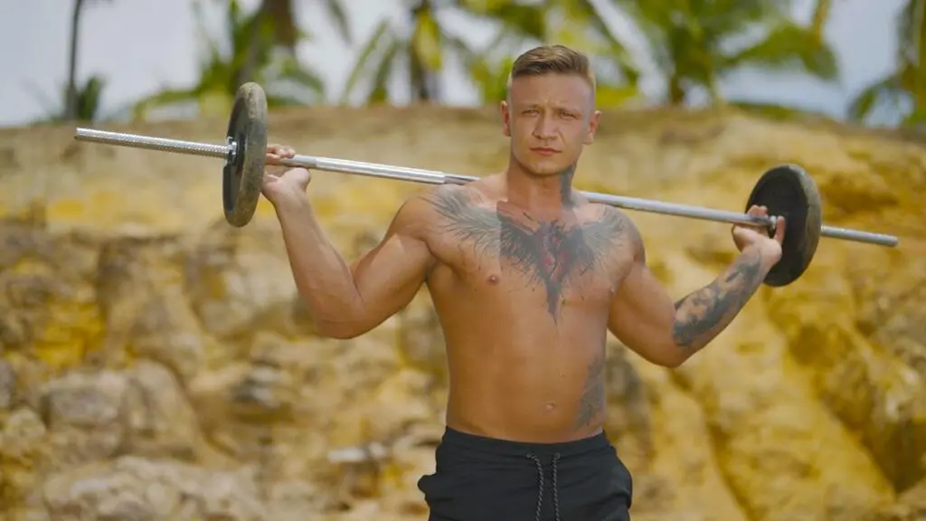 Marek Kuliński z "Hotelu Paradise 6". 