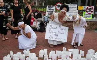 Protest przeciwko Billowi Cosby'emu