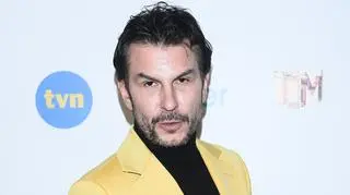 Tom Grabowski zaskoczył zdjęciem z młodości. Uwagę zwraca druga osoba. To znany aktor