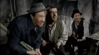 "Sami swoi" – symboliczne nakrycia głowy