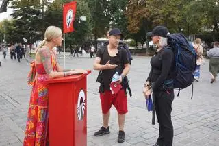 "Azja Express" odcinek 2. Czesław i Dorota Mozilowie odpadli