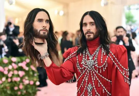 Met Gala 2022. Przypominamy najbardziej kontrowersyjne stylizacje w historii