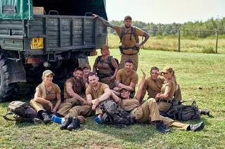 "Nasi w mundurach 2"