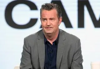 Kulisy ostatnich dni życia Matthew Perry'ego. Jednak nie poradził sobie z uzależnieniem?