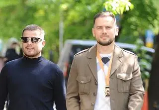 Jakimi ojcami są bracia Collins? "Nie czuje lęku przed tatą, ona czuje respekt"