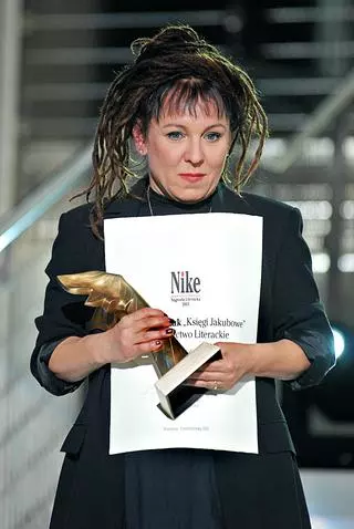 Olga Tokarczuk otrzymała Nagrodę Literacką "Nike" w 2015 roku