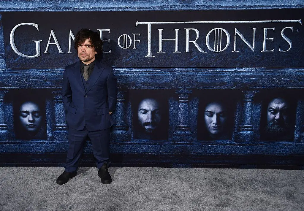 Peter Dinklage w prequelu "Igrzysk Śmierci" z gwiazdorem "Gry o tron"
