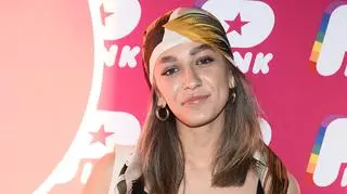 Fabienne Wiśniewska o relacji z ojcem. "Dlaczego mamy złościć się, że tata prowadzi akurat takie życie?"