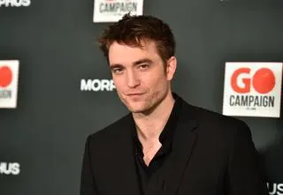 Robert Pattinson został ojcem! W mediach pojawiły się pierwsze zdjęcia
