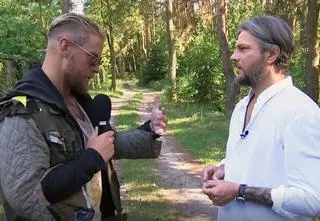 "Apokawixa" z Sebastianem Fabijańskim. Aktor wcieli się w postac zombie