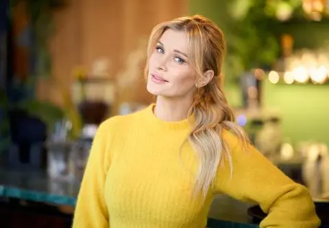 Joanna Krupa zabiera córkę do pracy. Jak Asha czuje się w medialnym świecie mamy? [TYLKO U NAS]