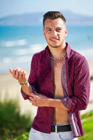 Janek Wojciechowski z "Hotelu Paradise 8"