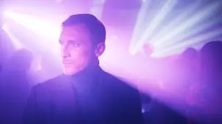 "Ślepnąc od świateł" 