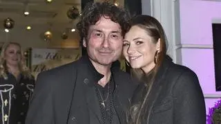 Agata Rubik w szampańskim nastroju na halloweenowej zabawie. Internautka skrytykowała jej wygląd