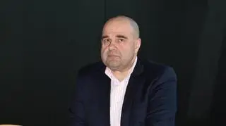 Cezary Żak zabrał głos w sprawie palenia śmieci na swojej działce. Zacytował Biblię