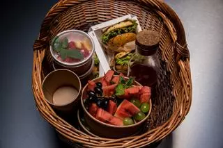 Przepisy na piknikowe dania z programu "MasterChef" znajdziesz na stronie programu