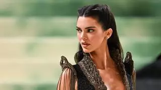 Kendall Jenner zaskoczyła fanów. Zapozowała nago i bez makijażu 