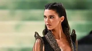 Kendall Jenner zaskoczyła fanów. Zapozowała nago i bez makijażu 