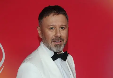 Andrzej Piaseczny o partnerze i ślubie. "Jestem w dobrym i trwałym związku od sześciu lat"