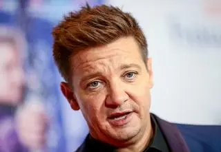 Jeremy Renner walczy o powrót do zdrowia. "Nic już nie będzie takie, jak było przed wypadkiem"