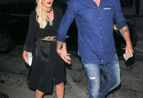 Tori Spelling rozwodzi się z mężem. Aktorka złożyła pozew w sądzie